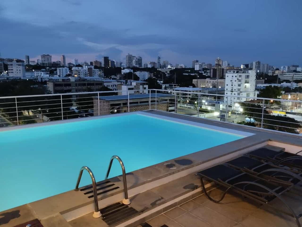 Lincoln Suite Pool - Gym - Sauna Santo Domingo Luaran gambar